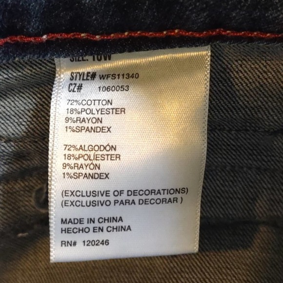 Wallflower Denim Button Front Skirt Juniors 18W - Picture 9 of 11